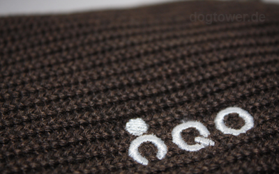 IQO Stickerei auf der Strickjacke (Farbe: braun/meliert)